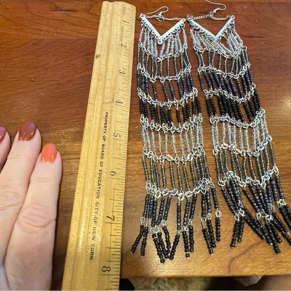 Spectacular flapper chandelier earrings oversized silver black beaded pi… - Picture 2 of 5